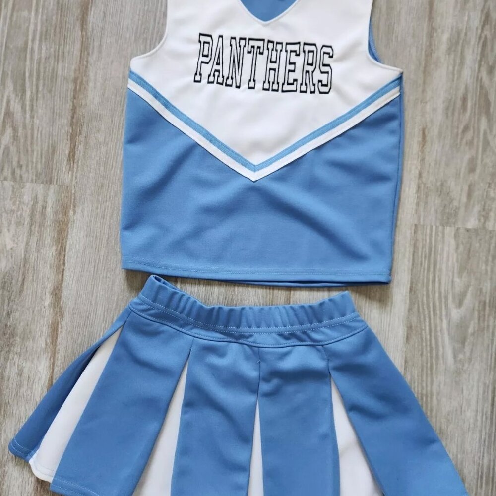 Cheerleading outfit